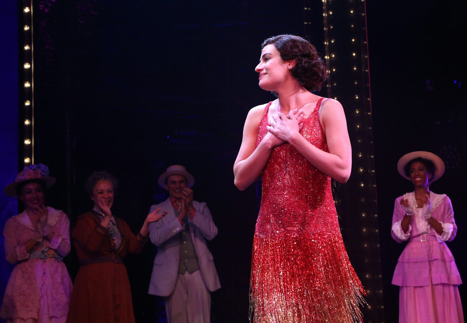 10 Photos Of Lea Michele's 'Funny Girl' Debut, Opening Night Celeb - Lea Michele’s Height: Glee Star’s Petite Build