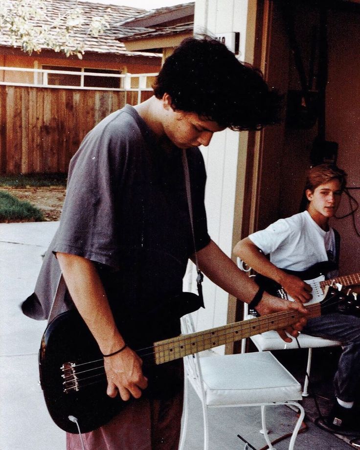 23punk on Instagram: “16-year-old Mark Hoppus with his first bass in - Mark Hoppus’s Height: Blink-182’s Bassist Stats