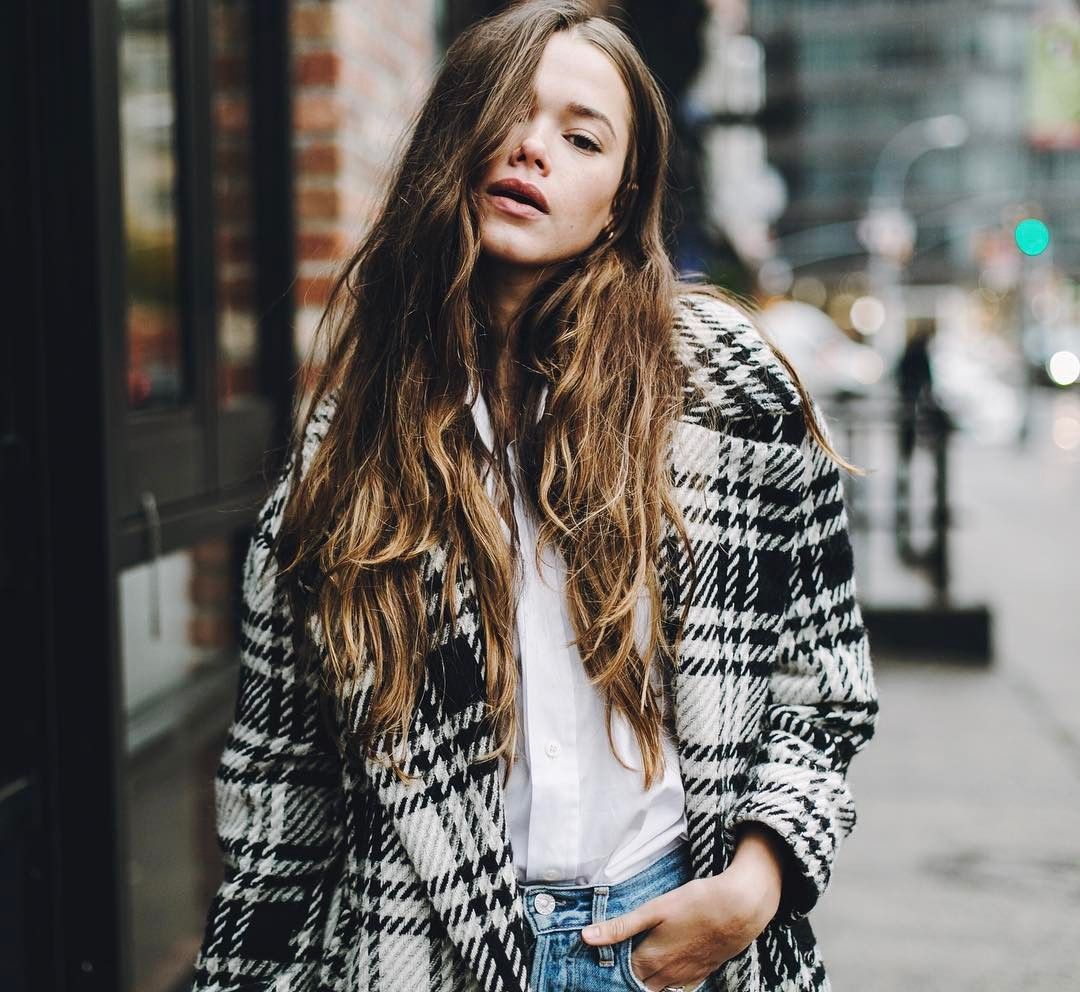 633 Me gusta, 8 comentarios - Valeria Lipovetsky (@valerialipovetsky - Who Is Valeria Lipovetsky’s Husband? Meet the Man Behind the Influencer