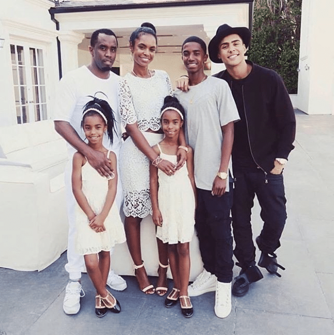 A Mother's Love: 15 Beautiful Photos Of Kim Porter Lighting Up Around - Kim Porter’s Height: How Tall Was the Model and Actress?