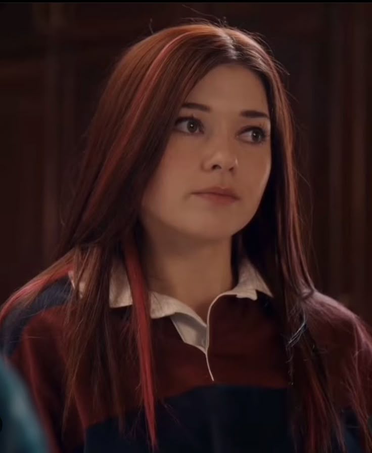Abby Littman season 2 ginny and georgia in 2023 | Hairstyle, Pink hair - How Old Is Austin in Ginny & Georgia Supposed to Be?