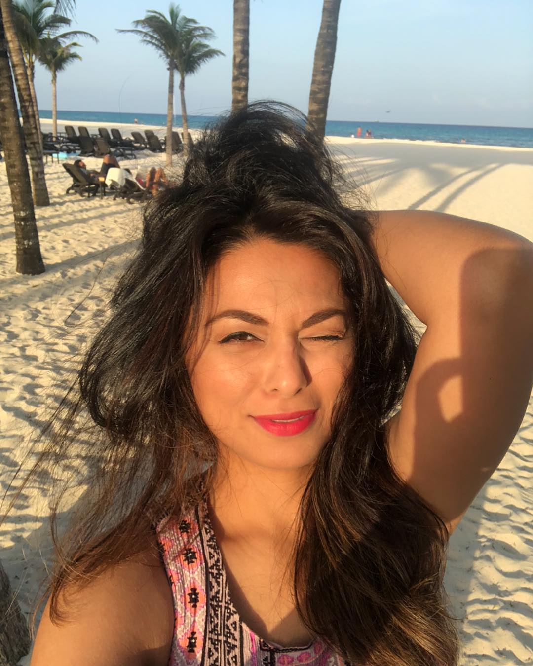 Aishah Hasnie | Bio, Fox News, Bikini Photos, Married, Net worth and - Aishah Hasnie Measurements: Fox News Star’s Stylish Stats & On-Air Presence