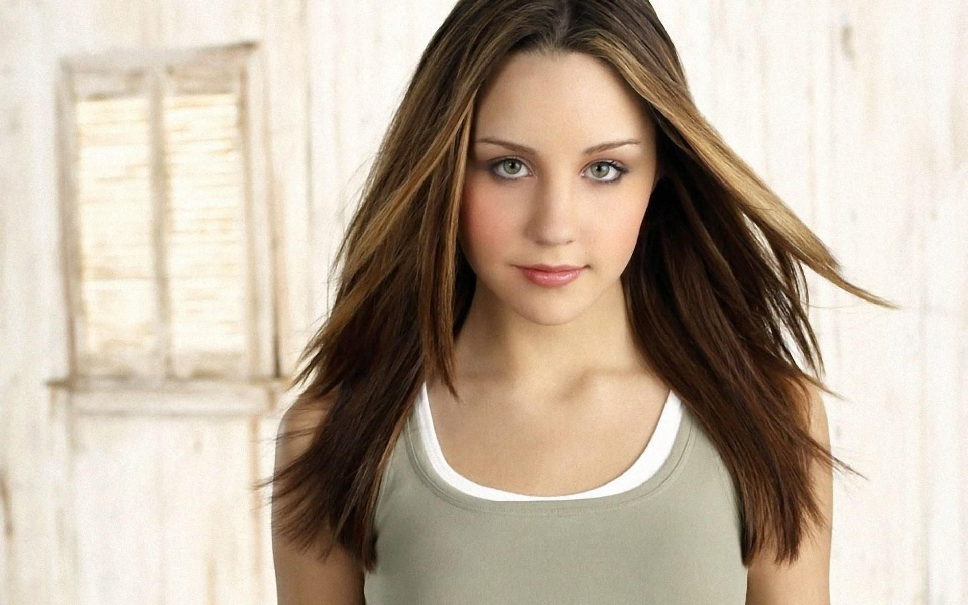 Amanda Bynes wallpaper | 1920x1200 | #61507 - Amanda Bynes’ Net Worth: Where Did Her Money Go?