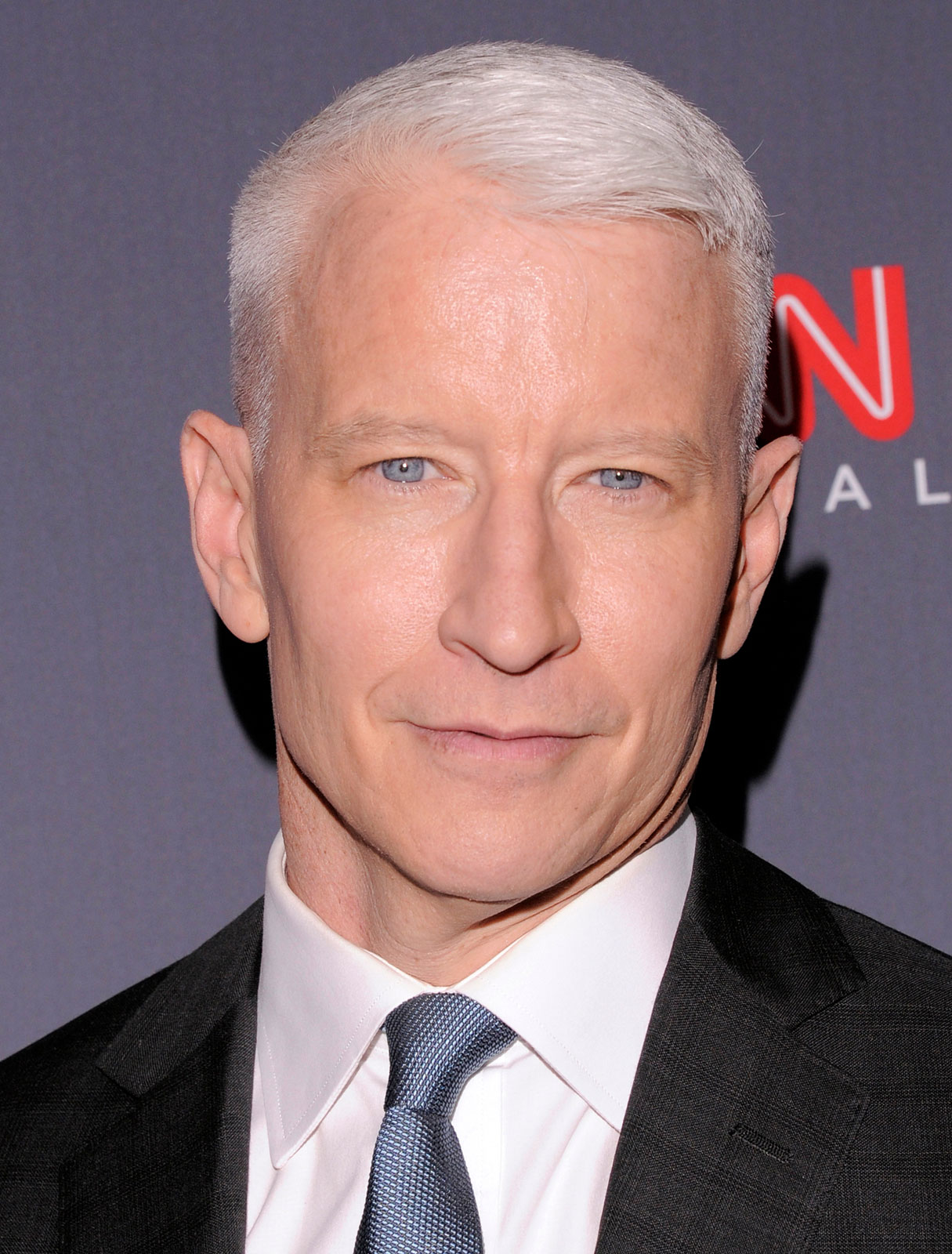 Anderson Cooper - Biography, Height & Life Story | Super Stars Bio - How Old Is Anderson Cooper? CNN Icon’s Age & Career Highlights