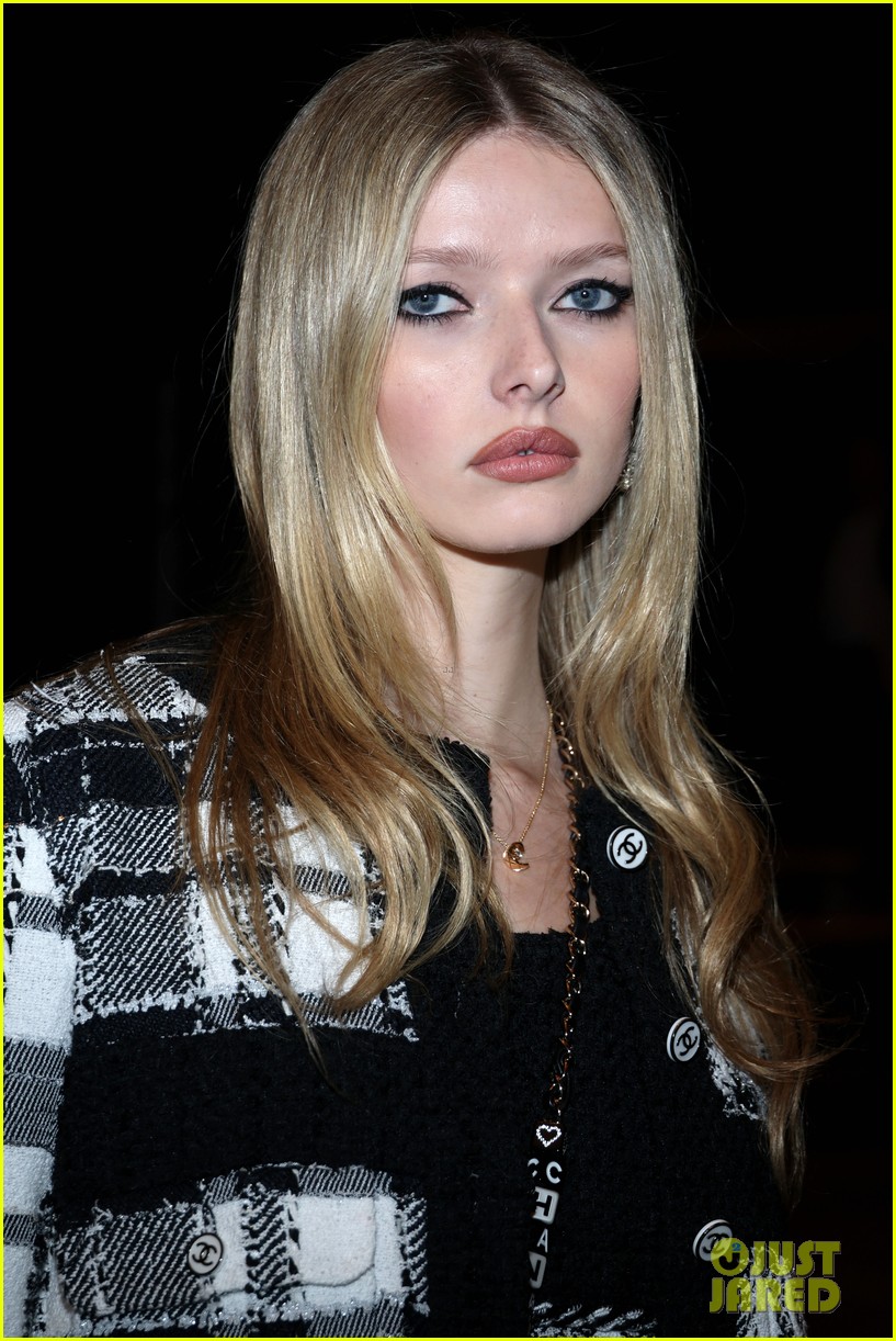 Apple Martin Gives Rare Interview, Talks About First Fashion Show - How Tall Is Apple Martin: Gwyneth Paltrow’s Daughter