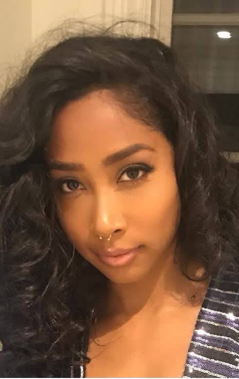 Apryl Jones - Height, Age, Bio, Weight, Body Measurements, Net Worth - Apryl Jones’s Height: Love & Hip Hop Star’s Stats