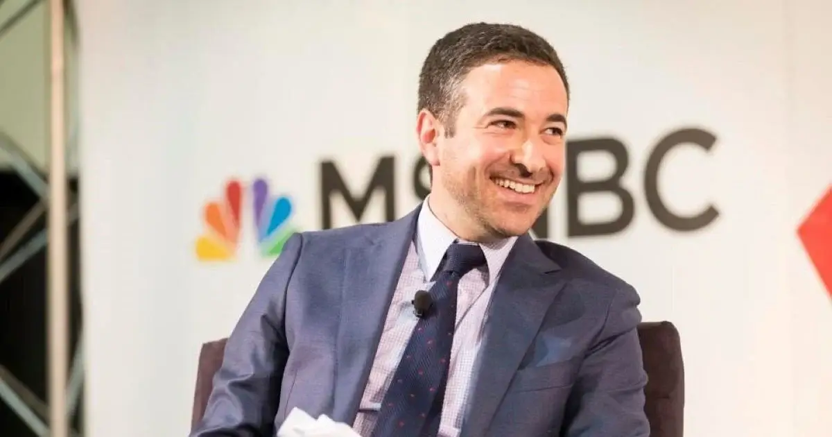 Ari Melber Relationship Status: Unveiling the MSNBC Host's Love Life - Ari Melber’s Height: MSNBC’s Legal Analyst Stands Out