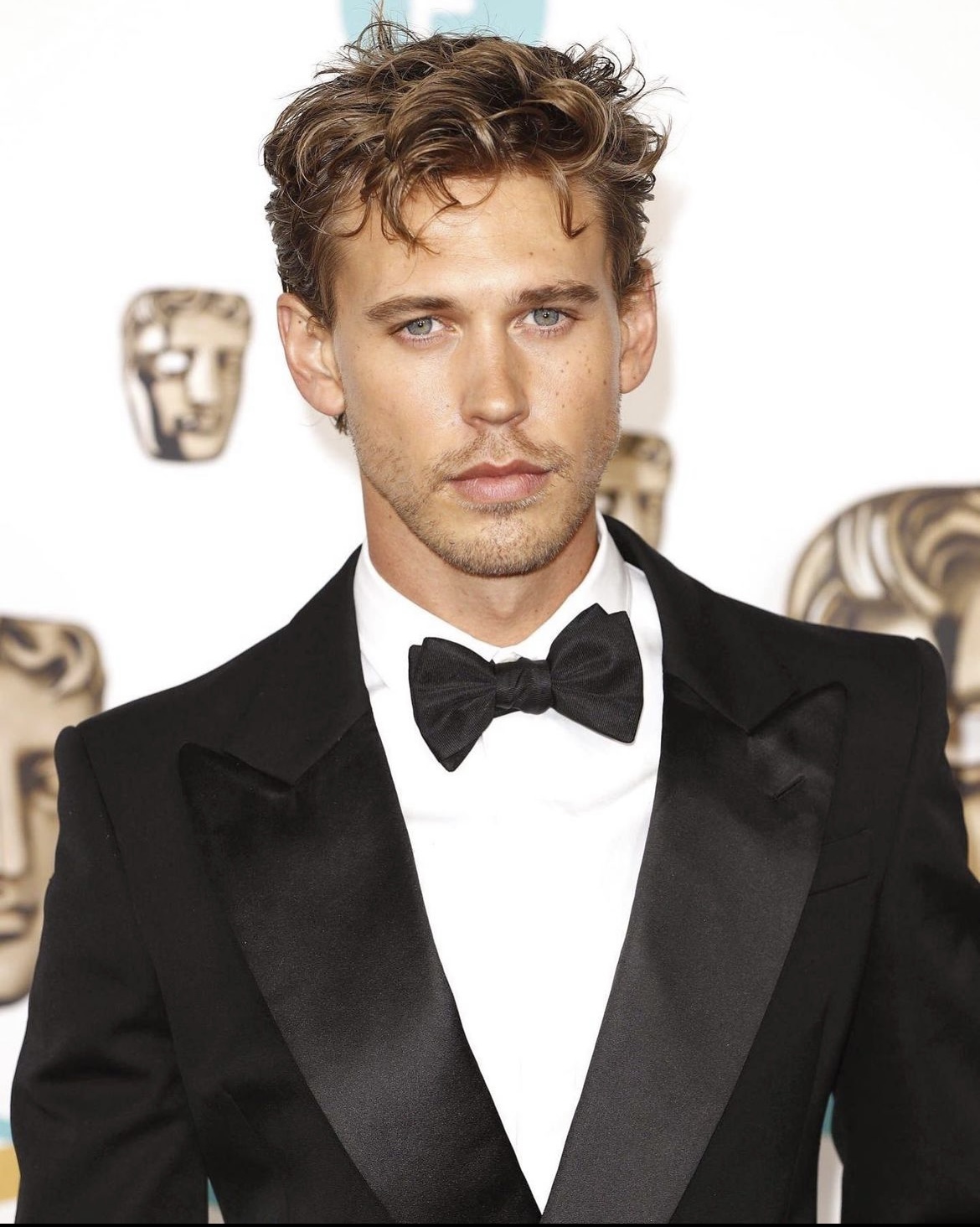 Austin Butler - Austin’s Age in Ginny & Georgia Season 3 – Fans Are Asking!