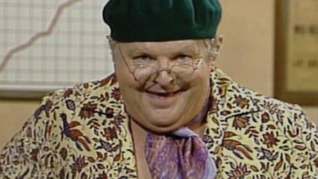 Benny Hill: 100 años del comediante que conquistó el mundo y murió solo - Benny Hill’s Height: The Late Comedy Genius’s Stats