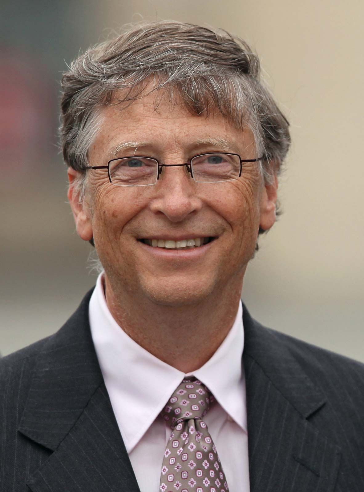 Bill Gates Facts | Britannica - Bill Gates’s Height: The Tech Titan’s Stature