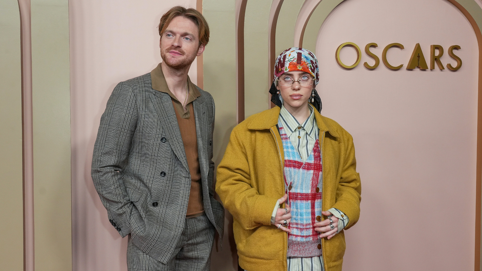 Billie Eilish and Finneas' father brought home discarded Barbies while - Who Is Finneas Dating? Inside Billie Eilish’s Brother’s Love Life