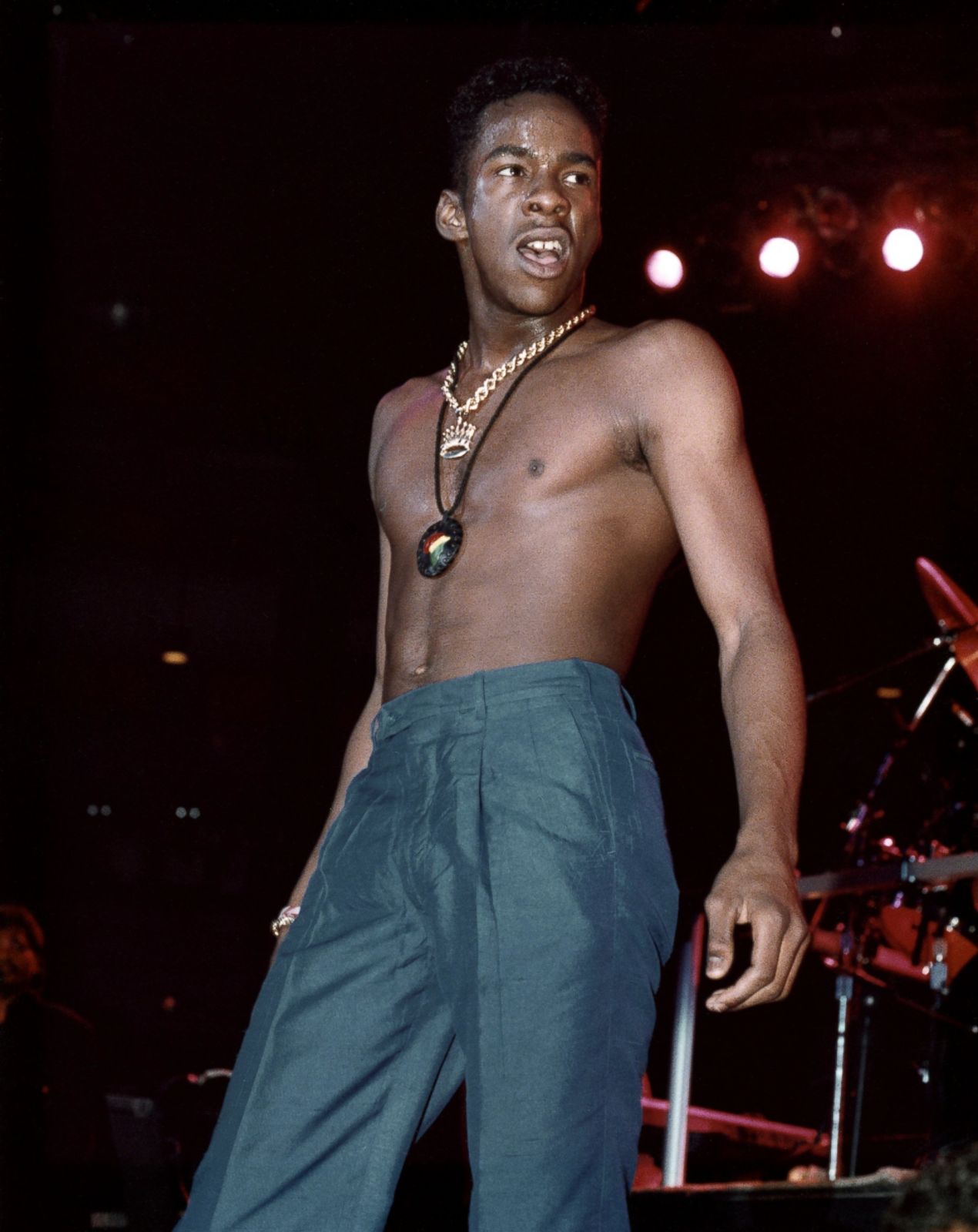 Bobby Brown Through the Years - ABC News - Bobby Brown’s Height: R&B Legend’s Build