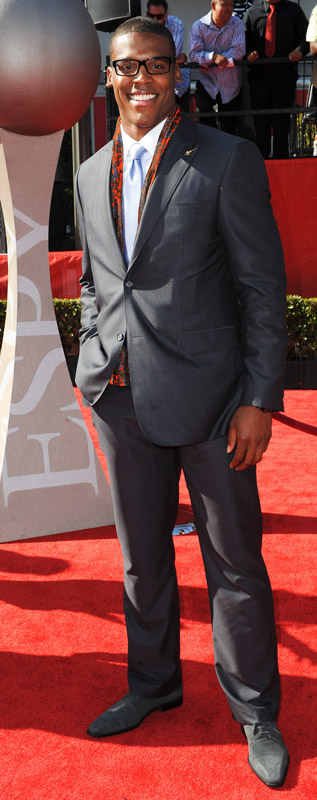 Cam Newton height in ft (feet), cm & meters — MrHeight - Cam Newton Height – How Tall Is the Former NFL MVP?