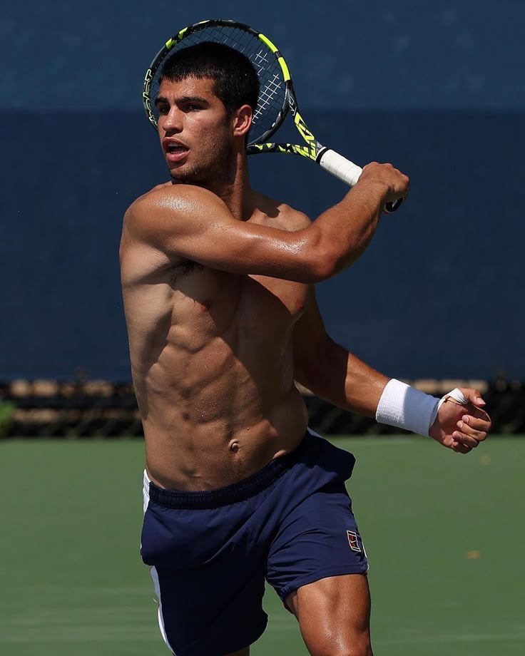 🇪🇸 Carlos Alcaraz, 2022 US Open Jordan Quotes, Tennis Photos, Tennis - Carlos Alcaraz Height – How Tall Is Tennis’ New King?