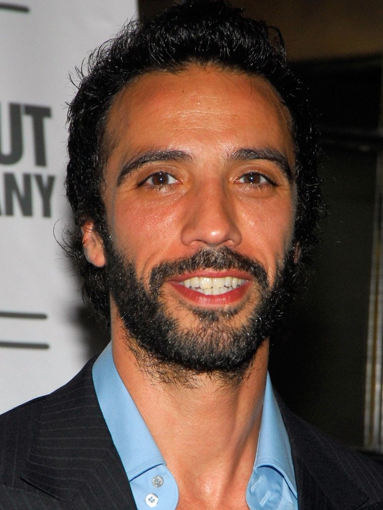 Carlos Leon Height - CelebsHeight.org - How Tall Is Carlos Alvarez? Rising Star’s Real Height Uncovered