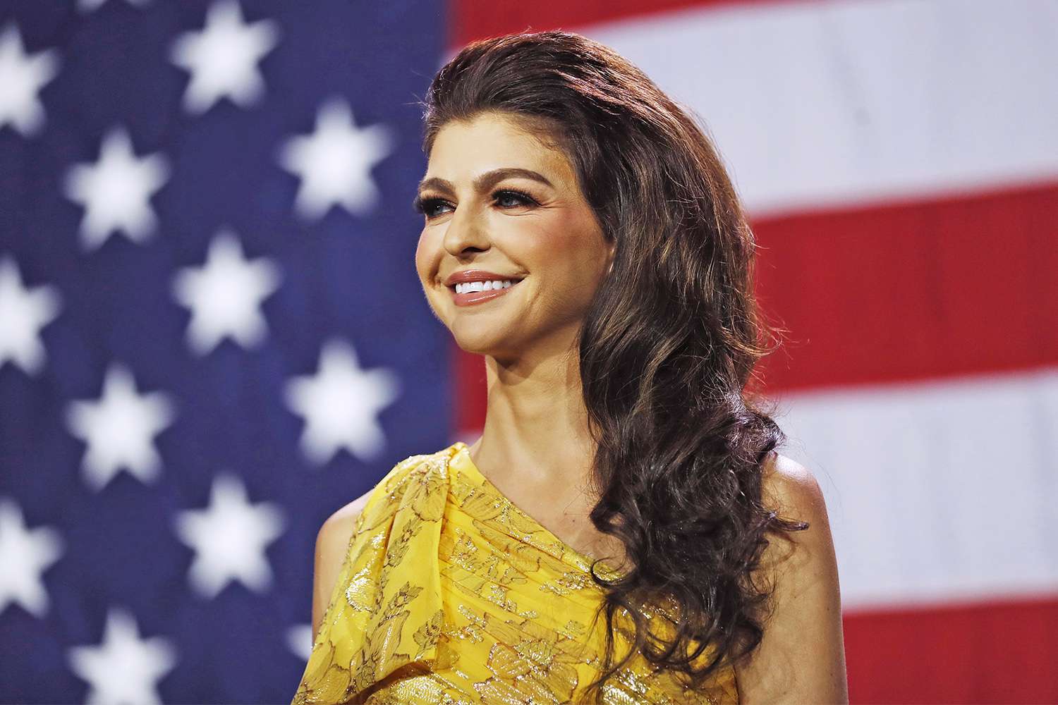 Casey DeSantis - DeeonDalloch - Abby DeSantis Measurements: Public Glimpses of the DeSantis Family