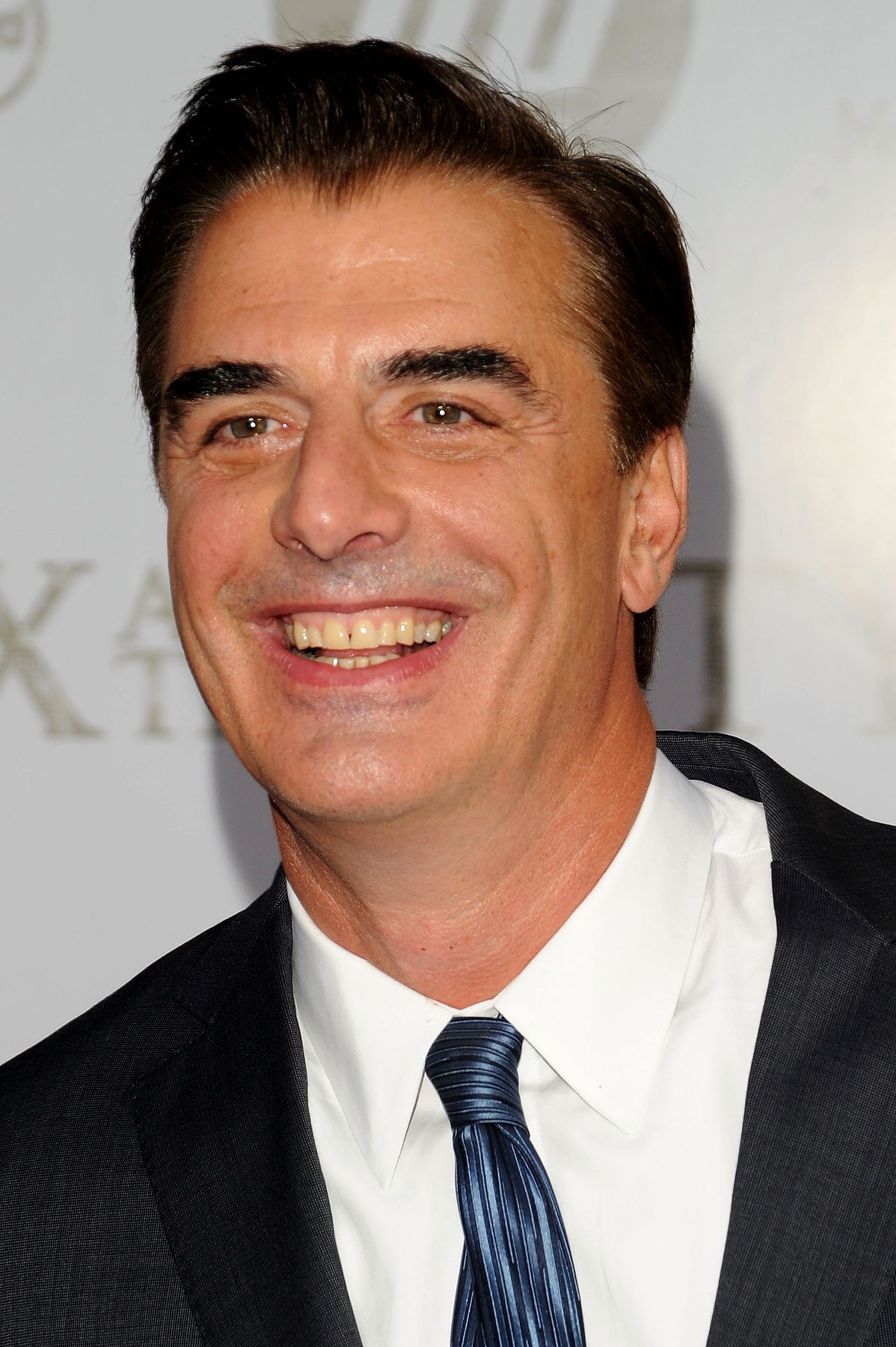 Chris Noth 2018: Wife, tattoos, smoking & body facts - Taddlr - Chris Noth’s Height: How Tall Is Mr. Big?