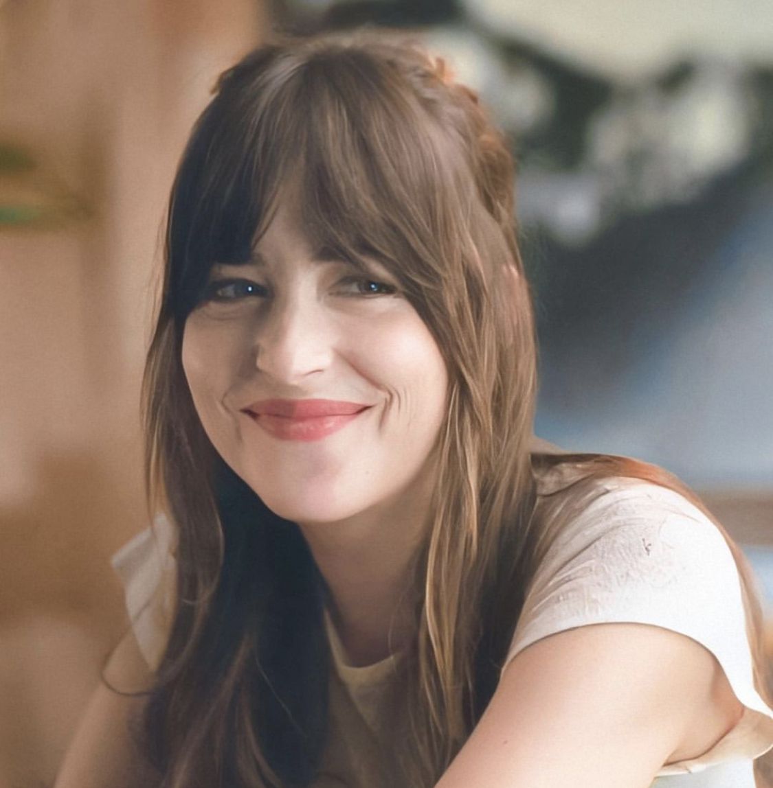 Dakota Johnson Hair, Dakota Mayi Johnson, Bangs With Medium Hair - Who Is Dakota Johnson Dating? A Look at Her Current Relationship
