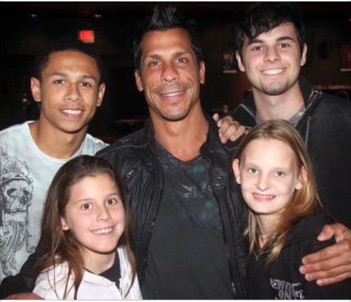 Danny Wood and his kids Daniel jr, Anthony, Chance and Vega | New kids - Danny Wood’s Height: New Kids on the Block’s Secret?