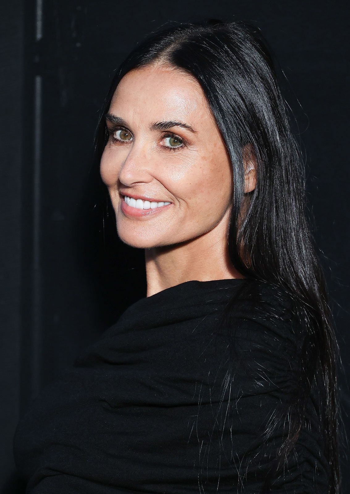 Demi Moore Facts | Britannica - How Old Is Demi Moore? Hollywood Starlet’s Real Age Unveiled