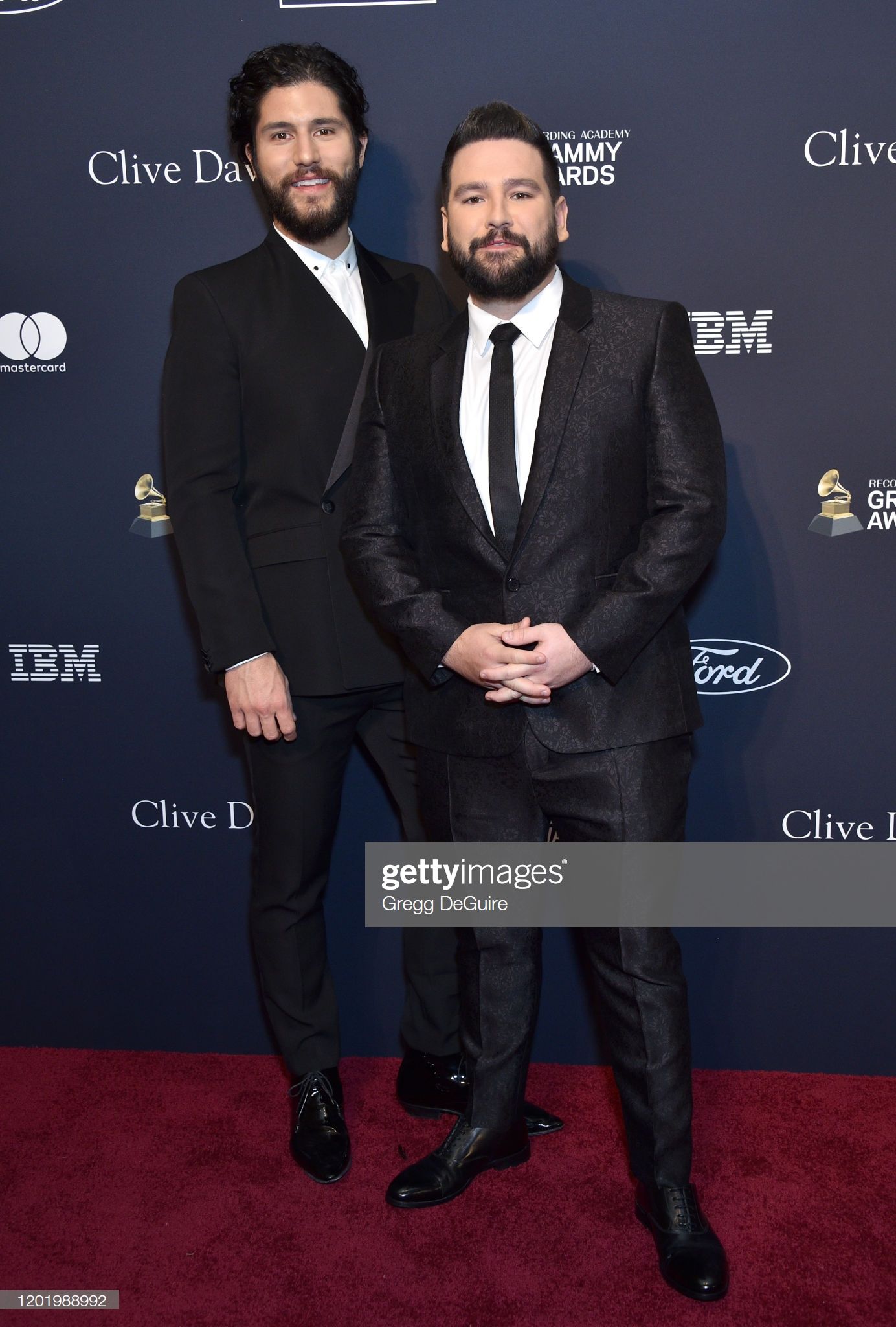 Discover The Unveiled Height Of Shay Mooney: Unraveling The Mystery - Shay Mooney’s Height: Dan + Shay’s Vocal Powerhouse