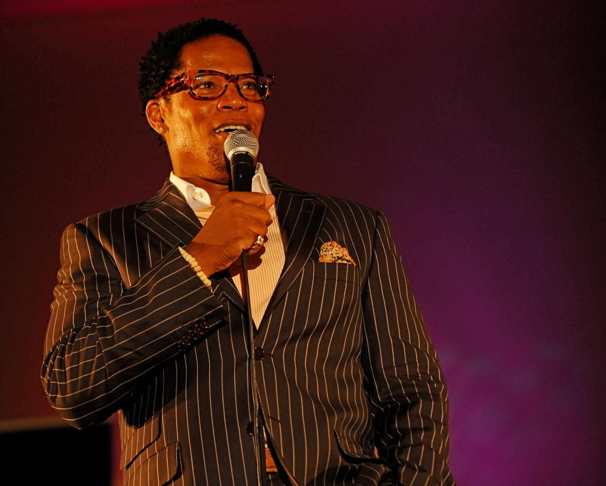 DL Hughley | Hire Comedian DL Hughley | Summit Comedy, Inc. - DL Hughley’s Height: Comedy’s Bold Voice Stands Tall