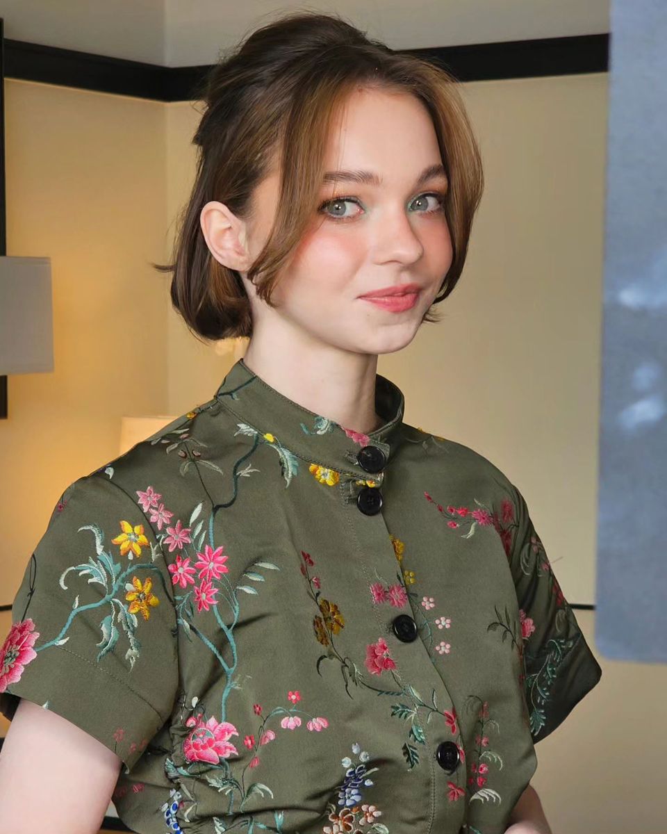 emma myers - Emma Myers’s Height: Wednesday’s Breakout Star