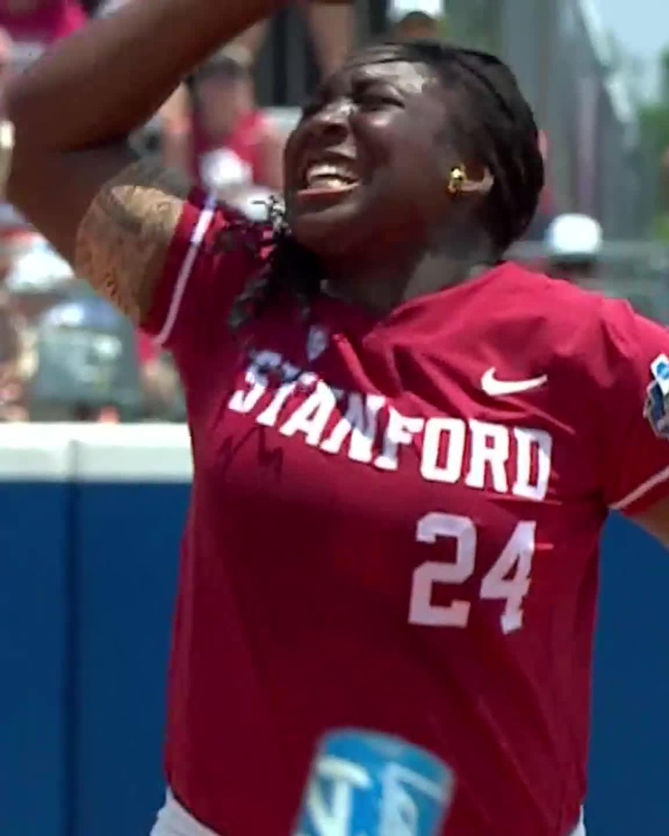 ESPN on Twitter: "THREE STRAIGHT STRIKEOUTS‼️ Look at the passion from - Nijaree Canady’s Height – How Tall Is the Softball Star