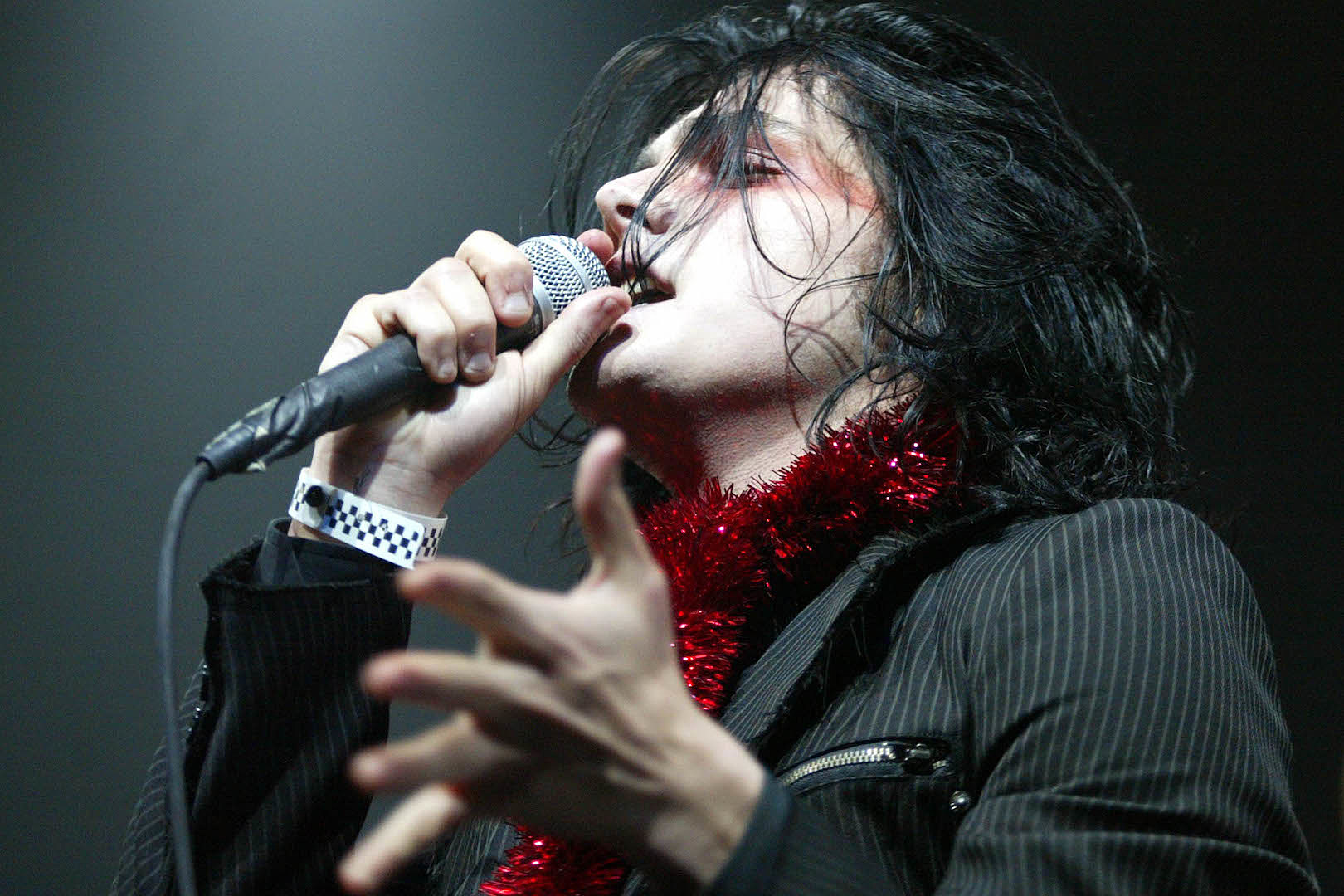 Gerard Way News - Gerard Way’s Height: My Chemical Romance’s Leader