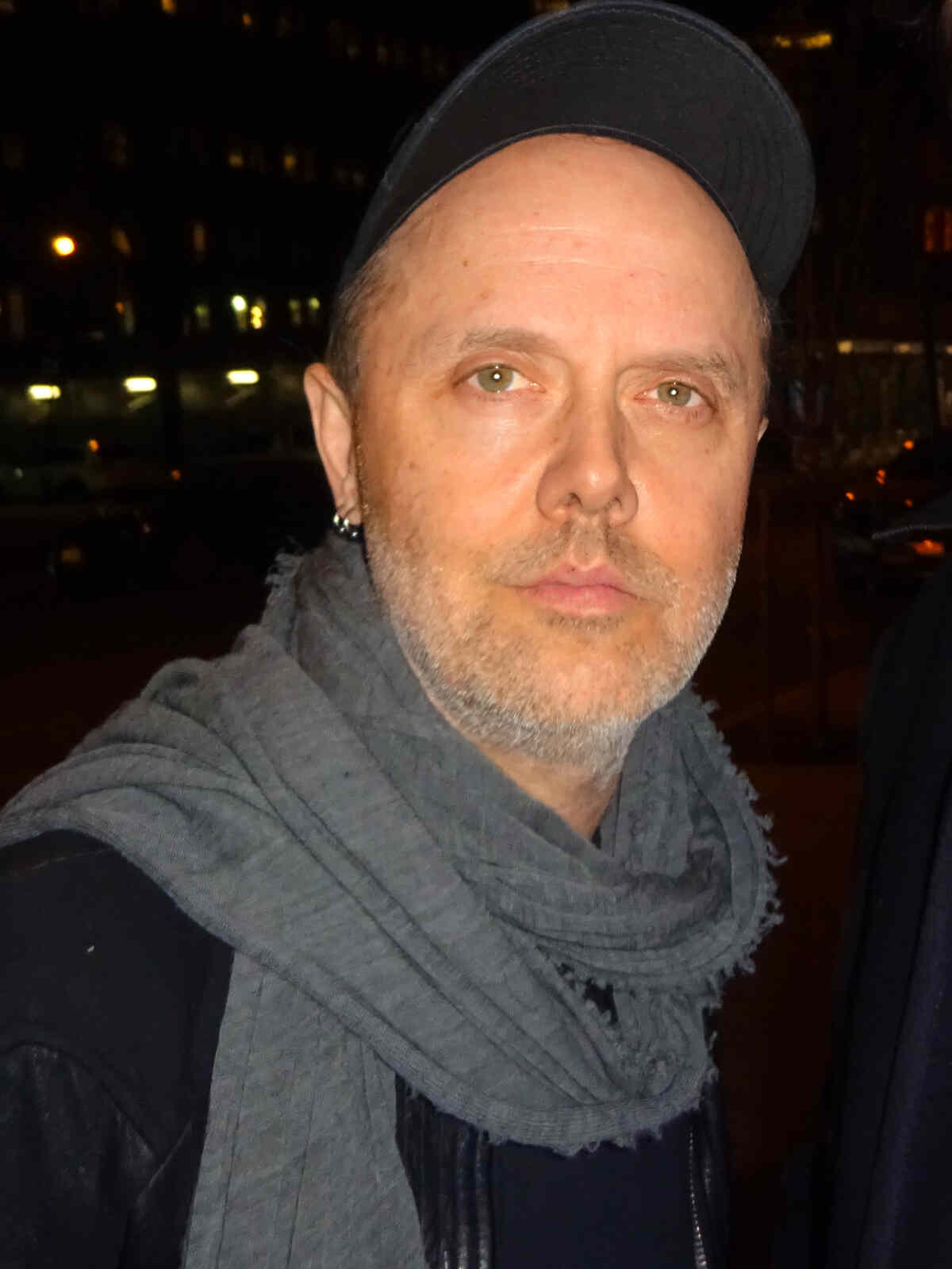 Hayley Williams | A Comprehensive Profile - Lars Ulrich’s Height: Metallica Drummer’s Compact Frame