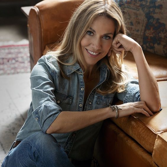 How Old Is Sheryl Crow? Singer-Songwriter’s Age and Impact