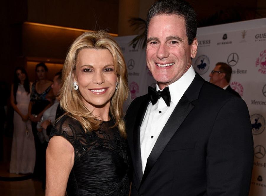 How Old is Vanna White - Vanna White Turns Heads – But How Old Is She?