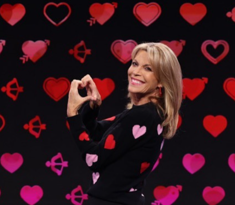 How Old is Vanna White? Uncover the Incredible Truth! (2024) - How Old - Vanna White Turns Heads – But How Old Is She?