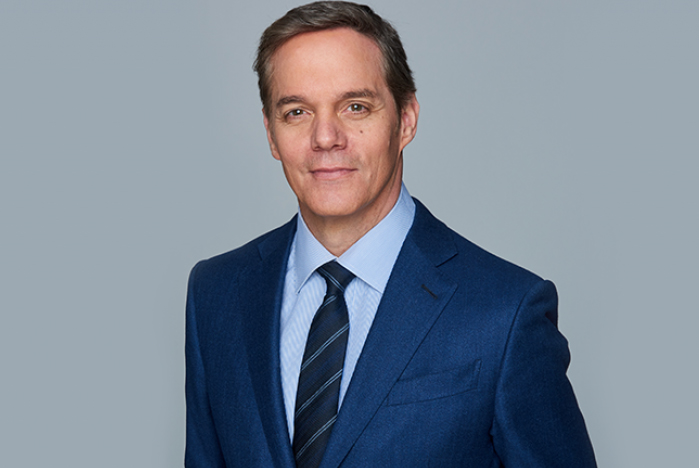 Bill Hemmer’s Height: Fox News Anchor’s Commanding Build