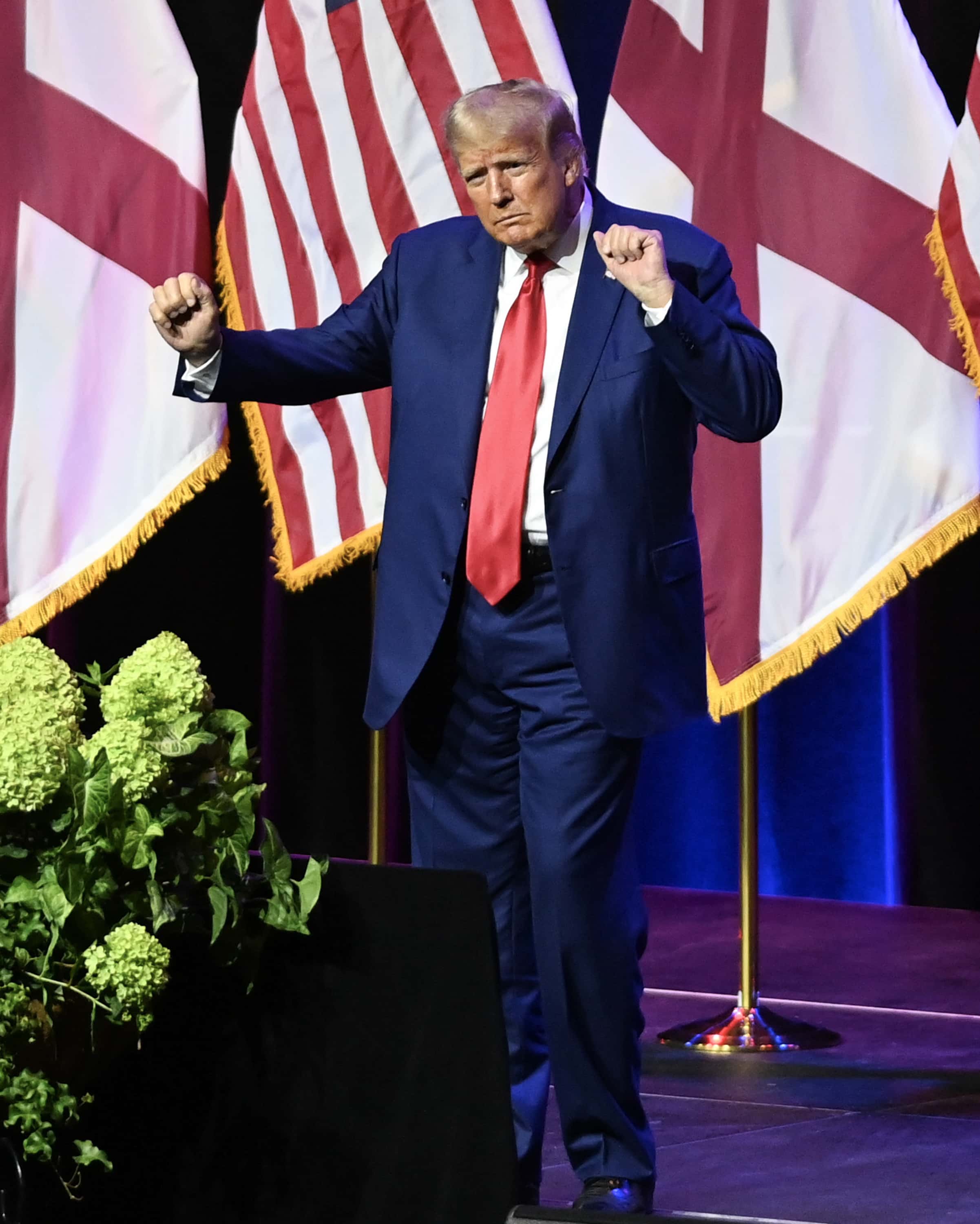 How tall is Donald Trump? Former prez is third tallest among past - How Tall Is Donald Trump? Real Stats on the Former President