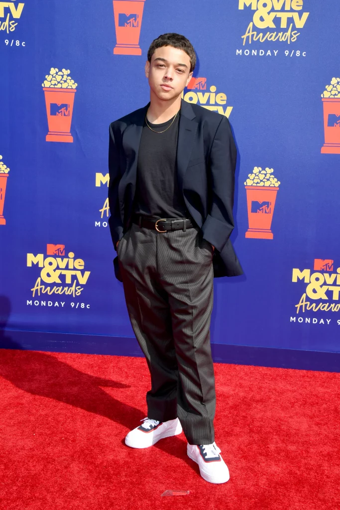 How Tall is Jason Genao? His Real Height Revealed - Jason Genao’s Height: The Get Down Star’s Rising Fame