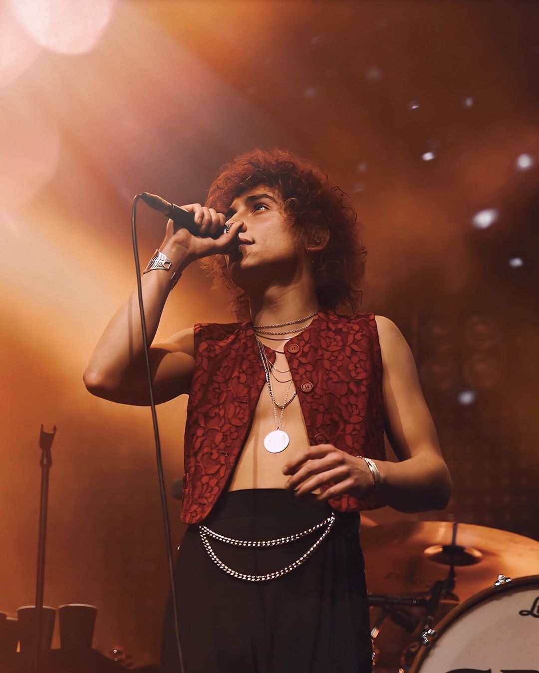 How tall is Josh Kiszka? Height, Age, Net Worth, Girlfriend. Gay? - How Tall Is Josh Kiszka: Greta Van Fleet’s Frontman
