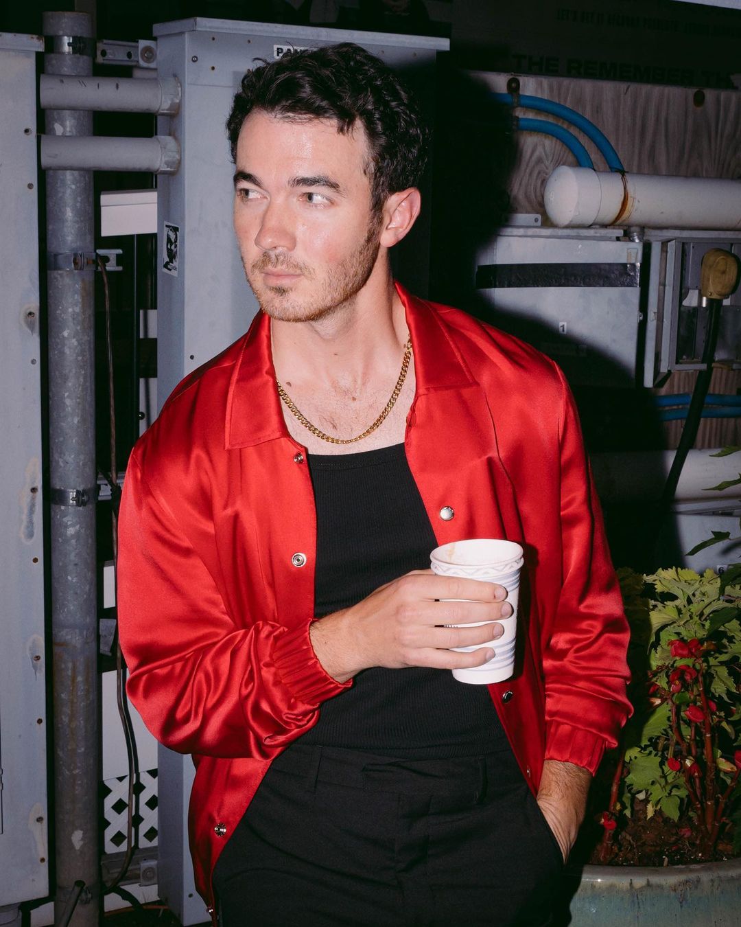 How tall is Kevin Jonas - Super Stars Bio - Kevin Jonas’s Height: Jonas Brothers’ Oldest Brother
