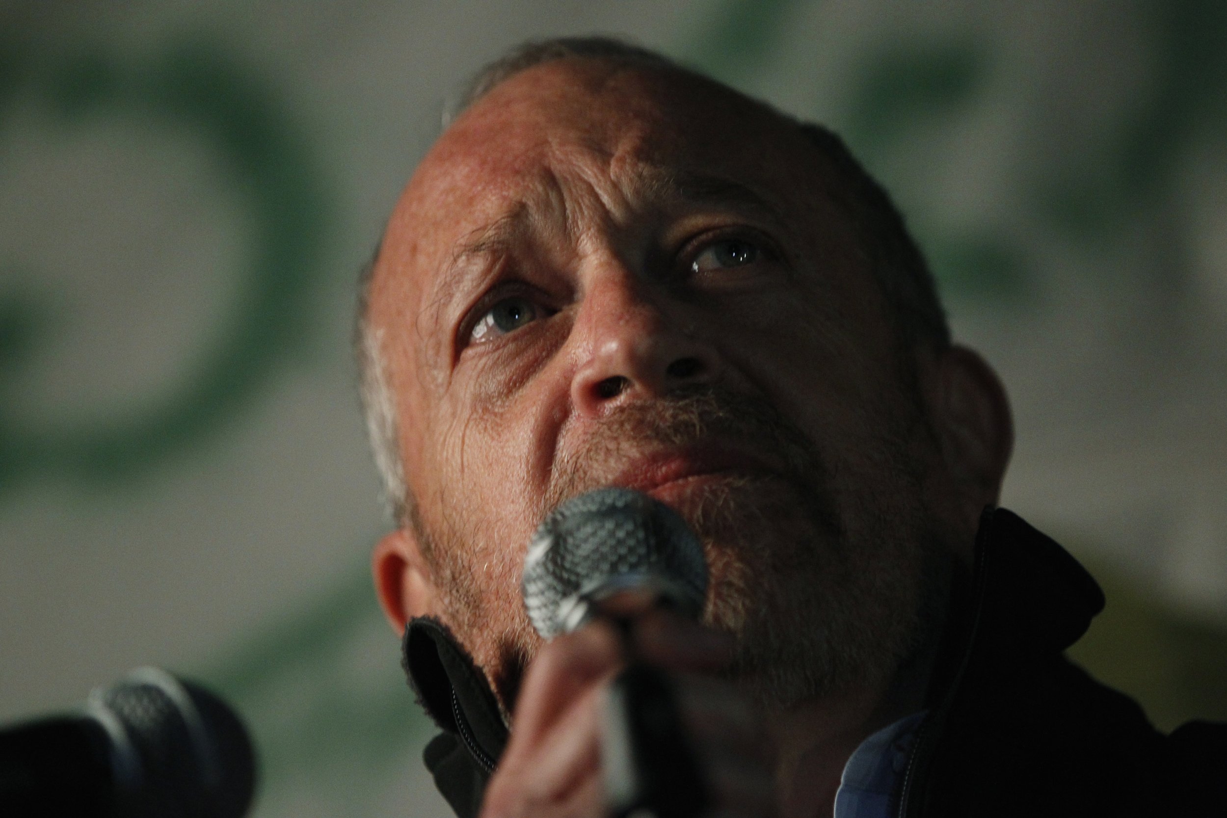 Robert Reich’s Height – The Voice of Policy in a Compact Frame