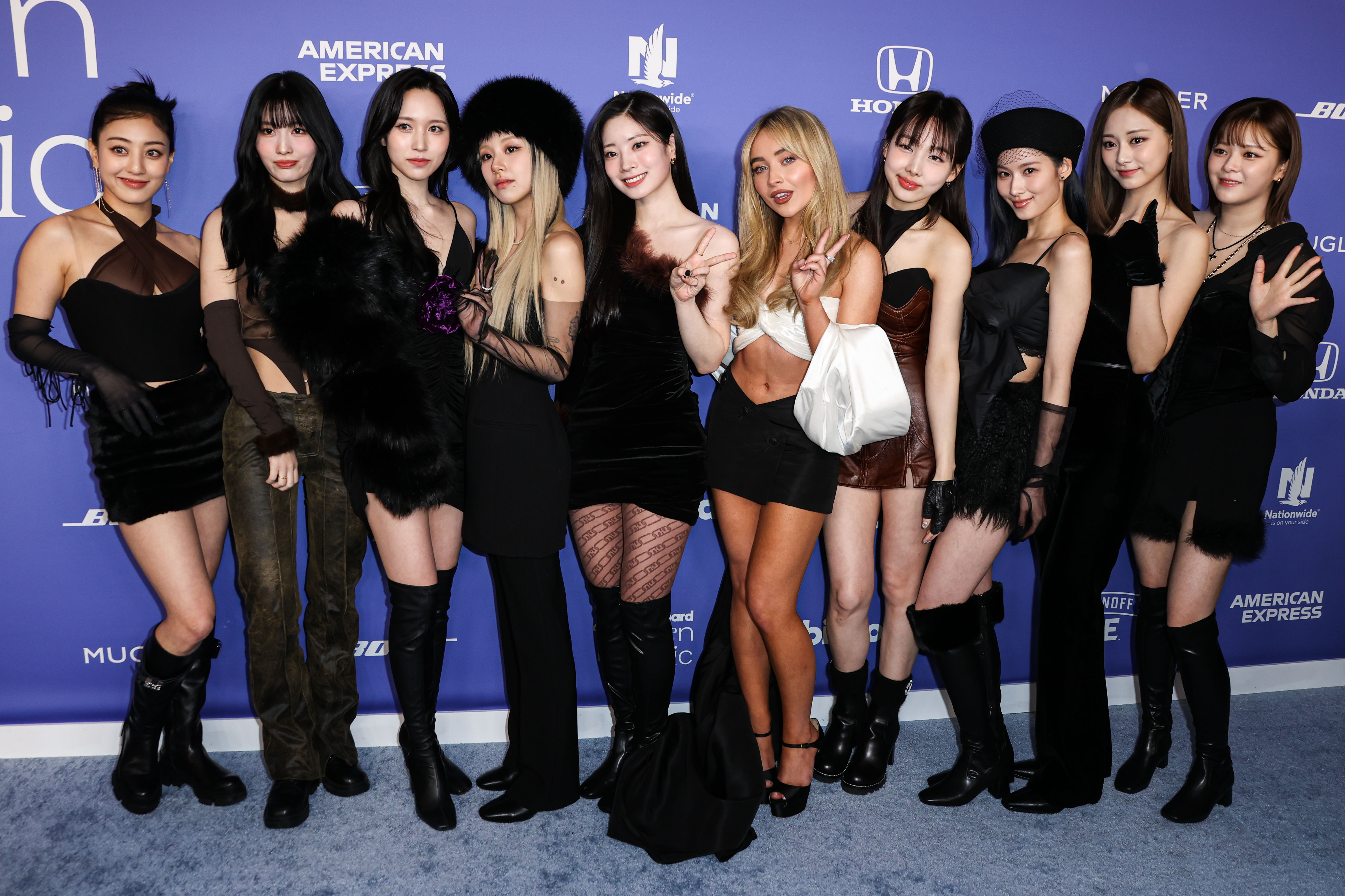 How Tall Is Sabrina Carpenter? See Singer Height Photos - How Tall Is Sabrina Carpenter? Pop Star’s Petite Stature Revealed