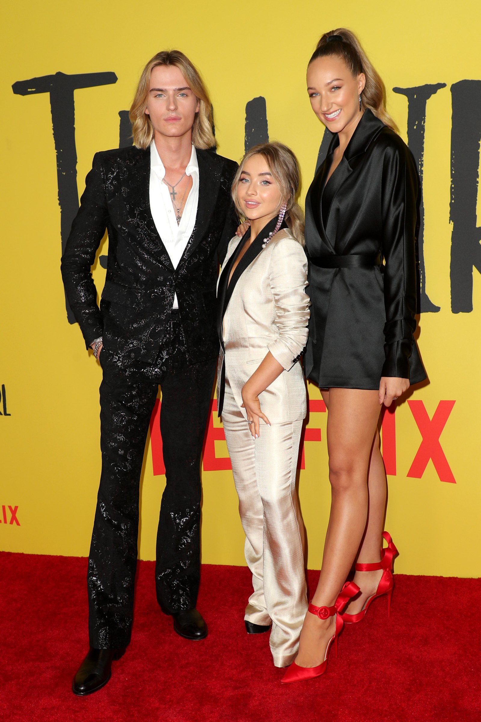 How Tall Is Sabrina Carpenter? See Singer Height Photos | J-14 - How Tall Is Sabrina Carpenter? Pop Star’s Petite Stature Revealed