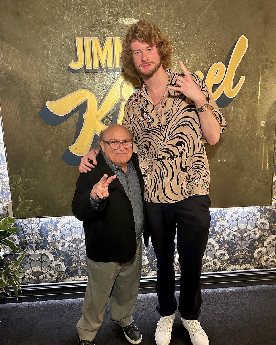 How Tall Is Yung Gravy? 20 Mirthful Facts About Him - How Tall Is Yung Gravy? Viral Rapper’s Towering Frame Revealed