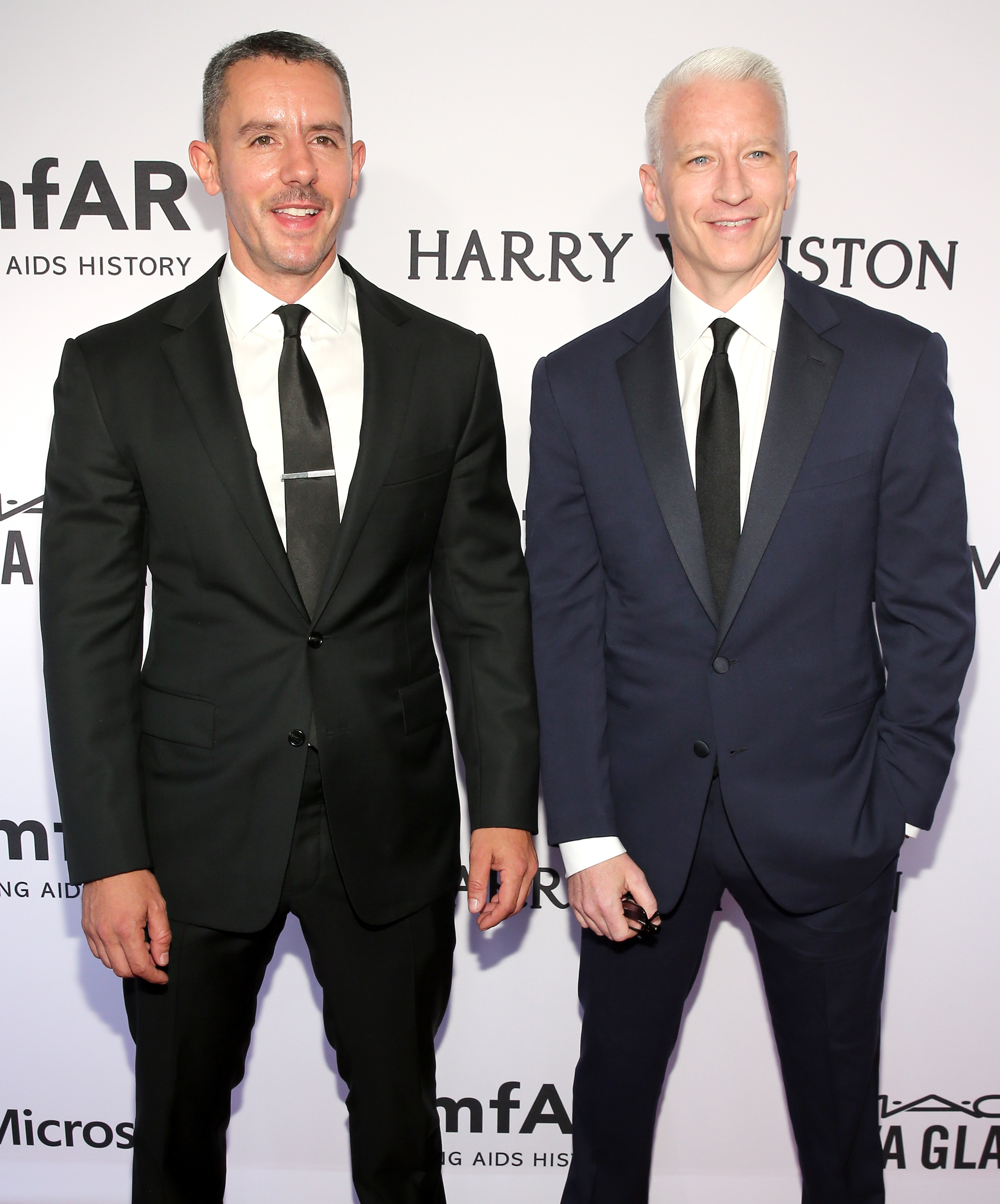 How Old Is Anderson Cooper? CNN Icon’s Age & Career Highlights