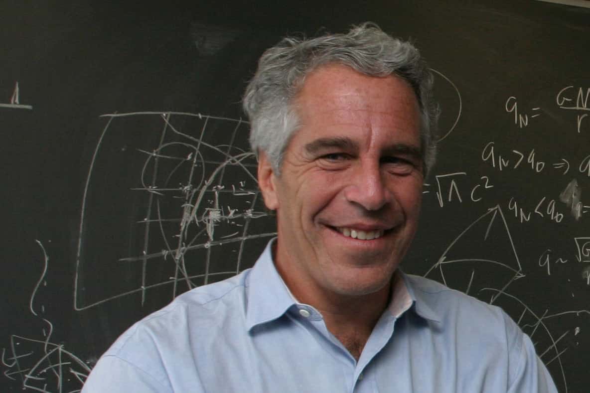 Jeffrey Epstein Biography, Age, Wiki, Height, Weight, Girlfriend - Jeffrey Epstein’s Height – How Tall Was He Really?
