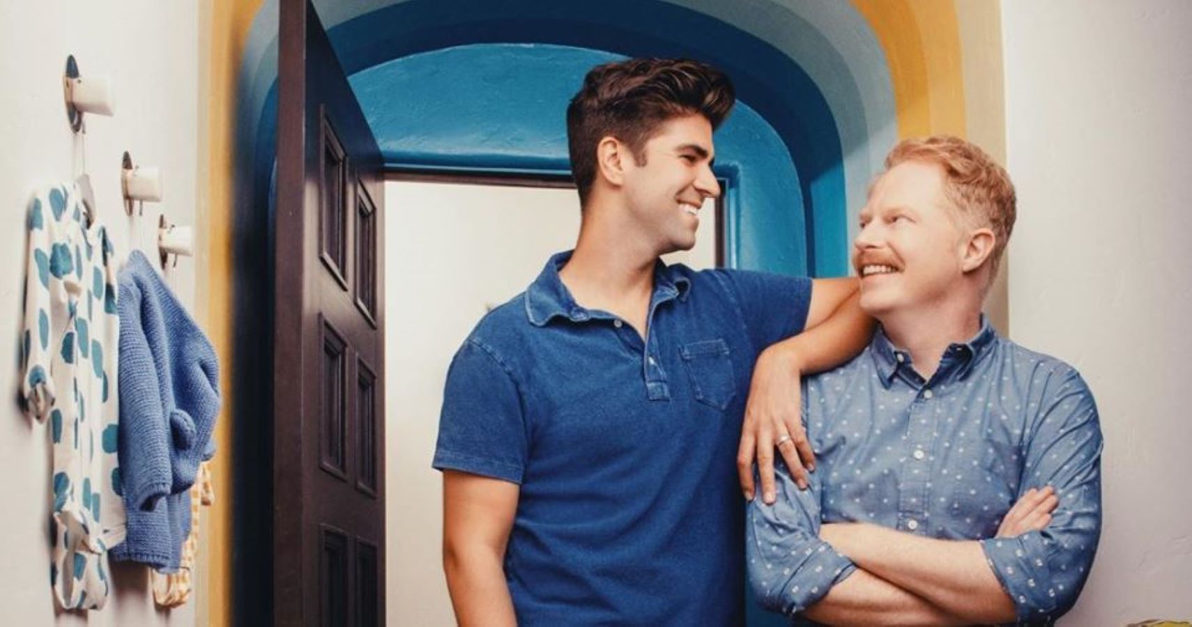 Jesse Tyler Ferguson & Husband Expecting Baby #2 - Who Is Jesse Tyler Ferguson’s Husband? Meet Justin Mikita