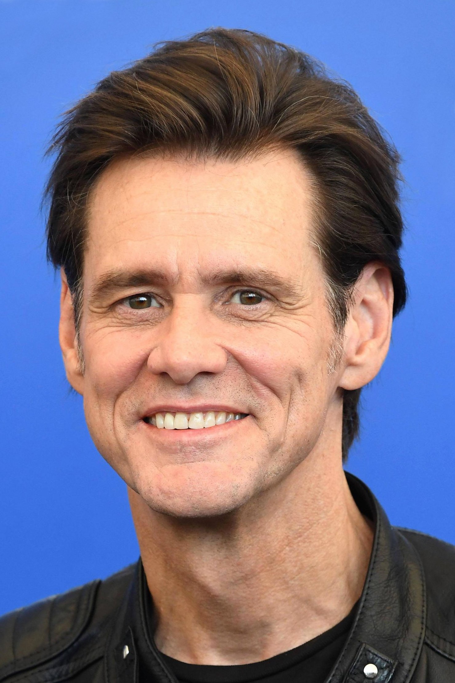 Jim Carrey - Profile Images — The Movie Database (TMDB) - Jim Carrey’s Age and Evolution: From Ace Ventura to Now