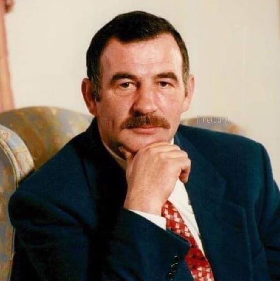 Jim Hutton Forever on Tumblr - Jim Hutton’s Height: How Tall Was the Fashion Icon?