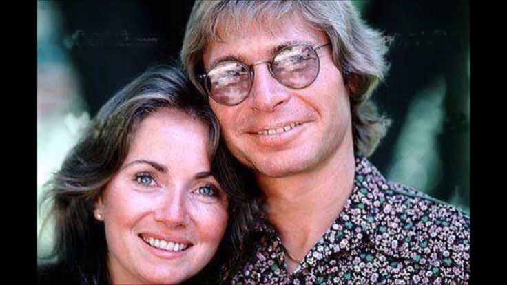 John Denver / 50th Wedding Anniversary [06/09/2017] | John denver - John Denver’s Height: How Tall Was the Folk Legend?