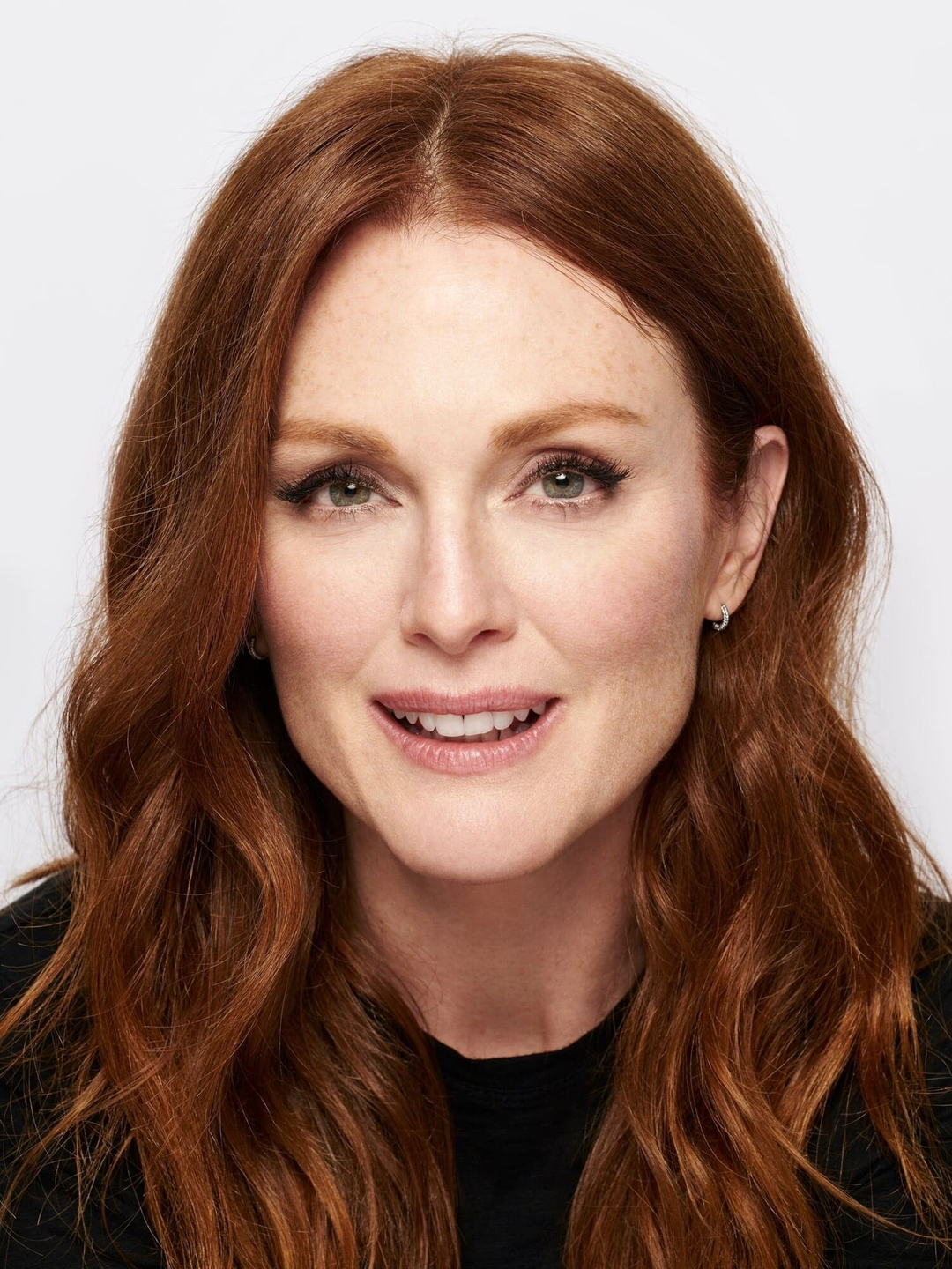 How Old Is Julianne Moore? Oscar Winner’s Real Age Revealed