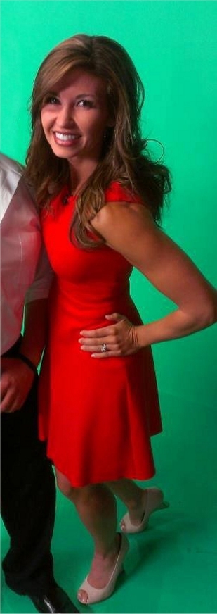 Julie Durda's Feet - Julie Durda’s Height: Meteorologist and ABC News Contributor